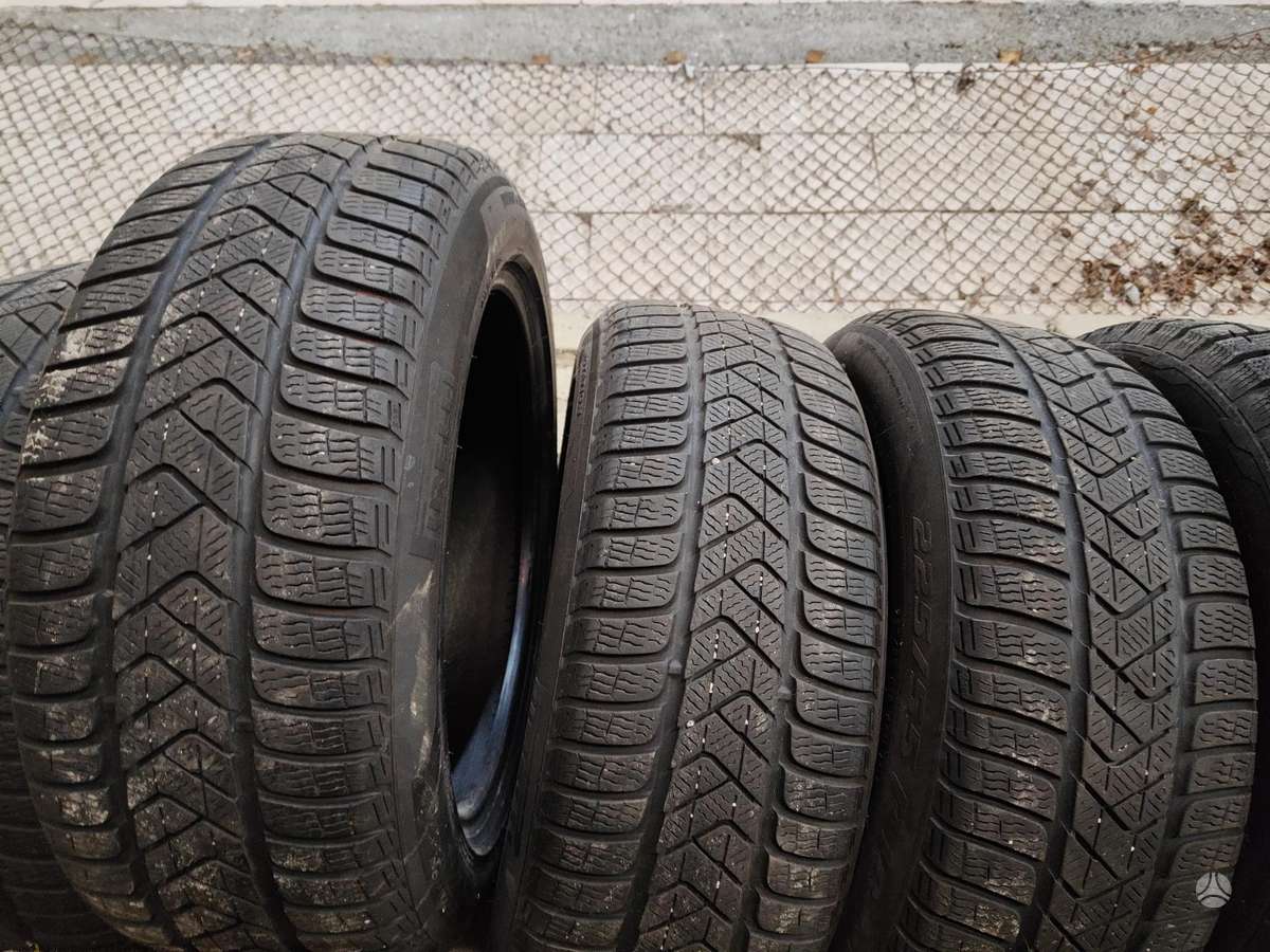 Pirelli, зимние 225/55 R18