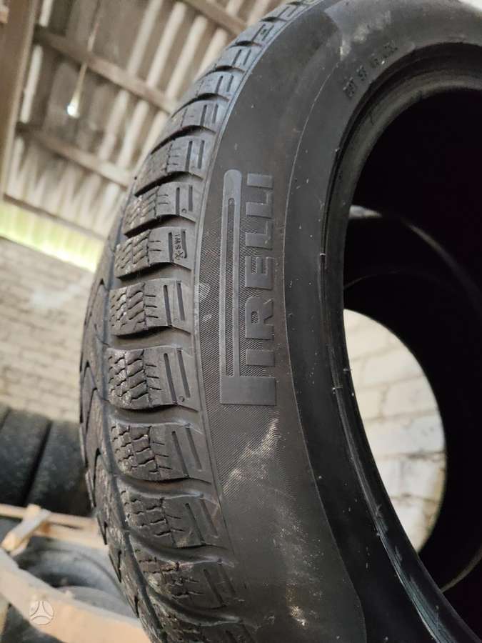 Pirelli, зимние 225/55 R18