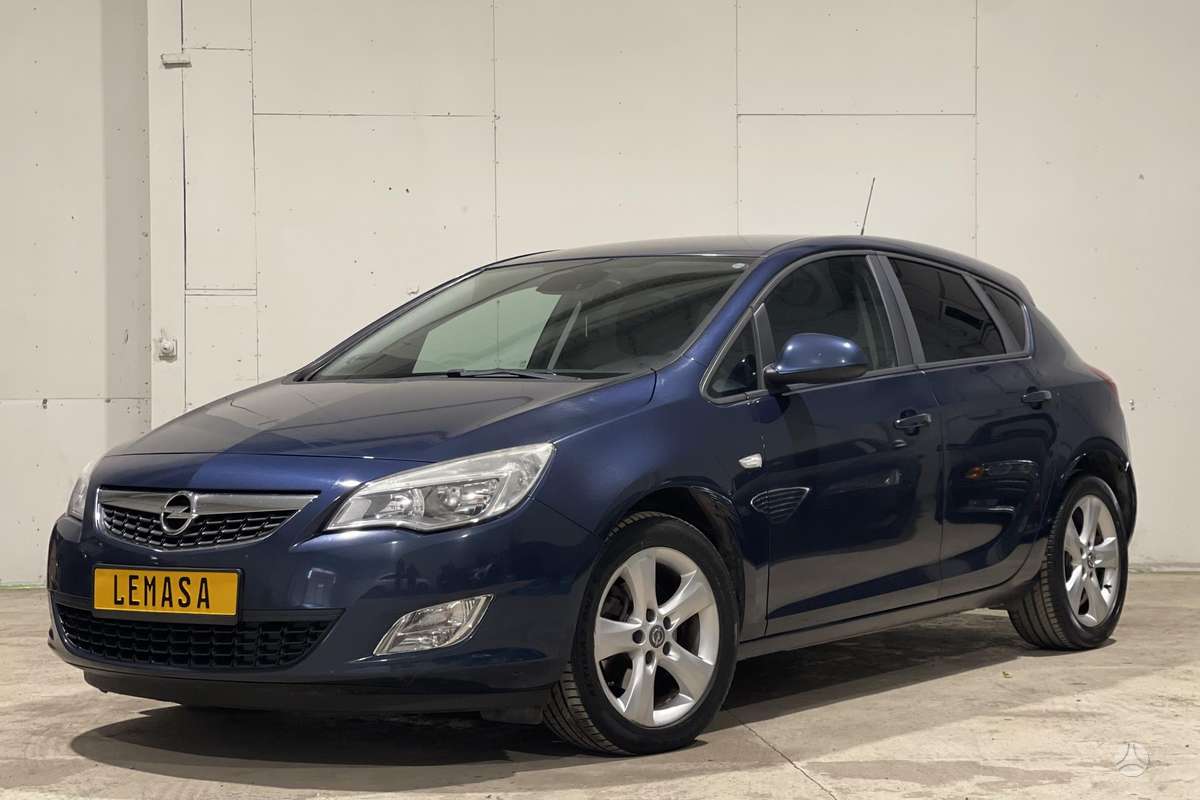 Opel Astra, 1.7 l., hatchback