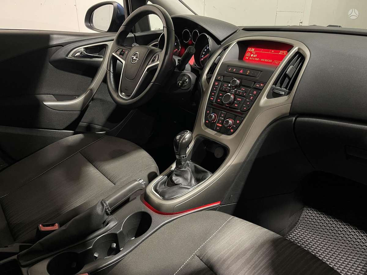 Opel Astra, 1.7 l., hatchback