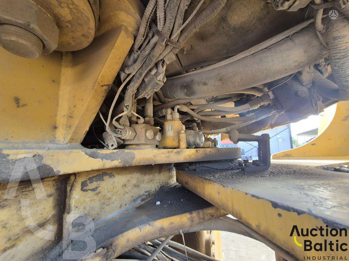 XCMG LW640G, frontaliniai krautuvai