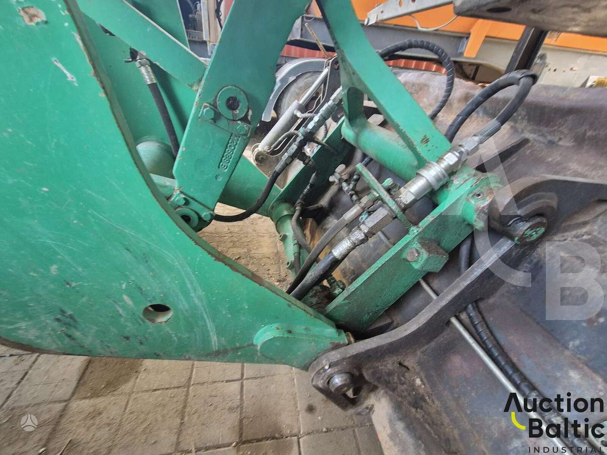 Ahlmann AS 90, frontal loader