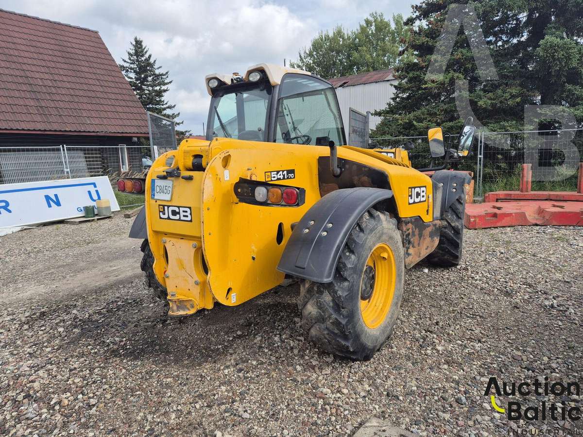 JCB 541-70, вилочные погрузчики