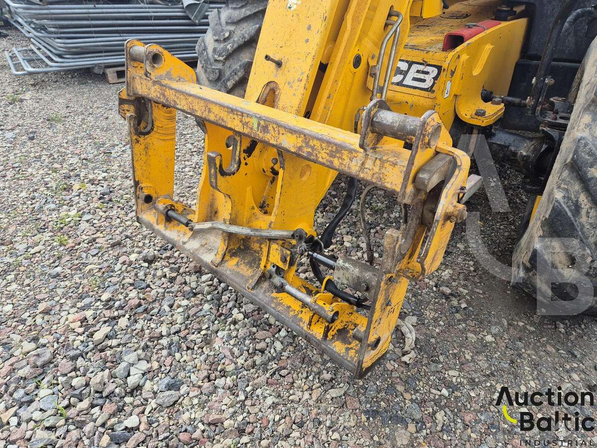 JCB 541-70, forklifts