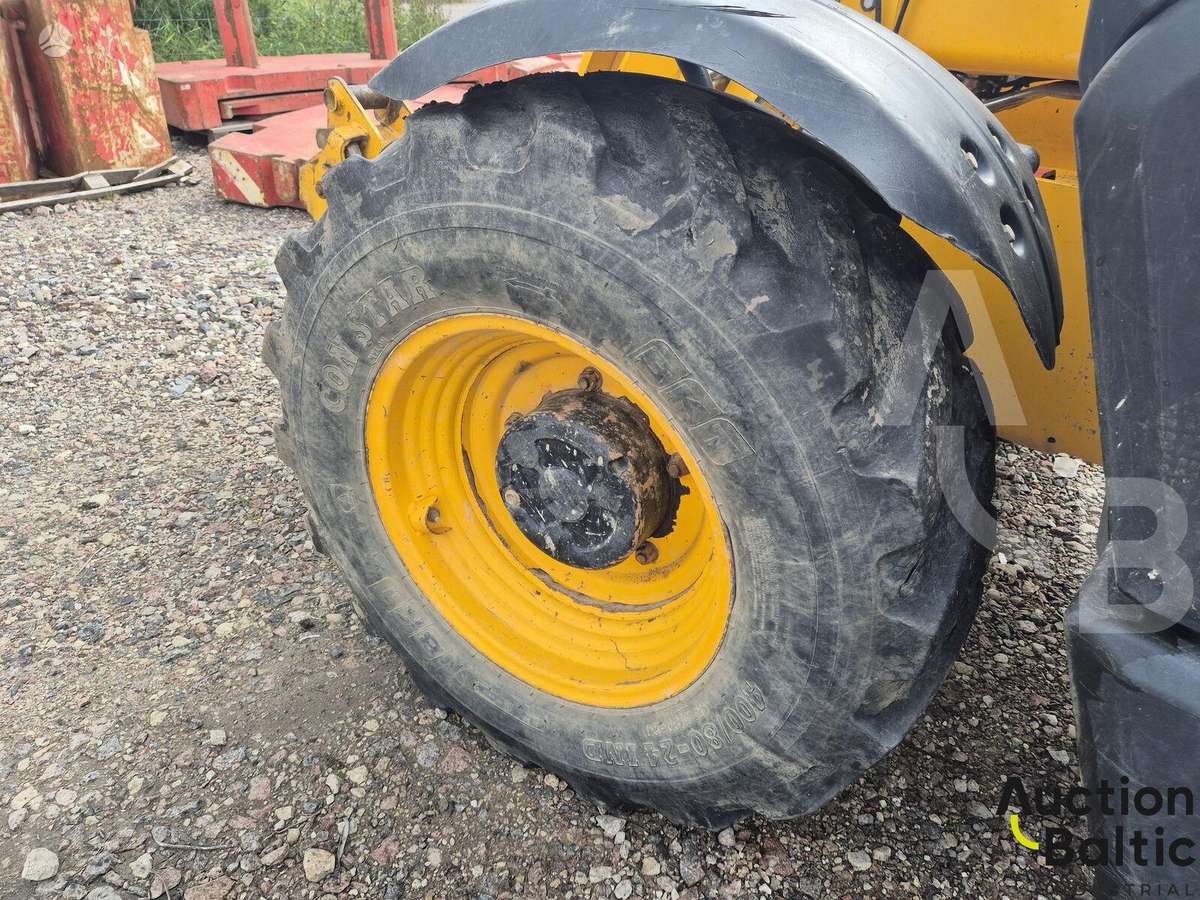 JCB 541-70, forklifts