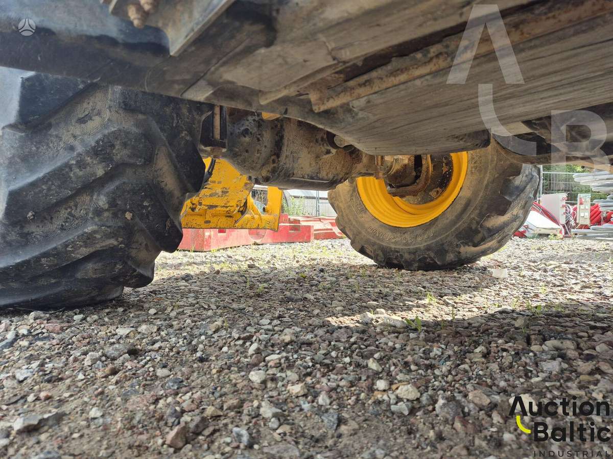 JCB 541-70, вилочные погрузчики