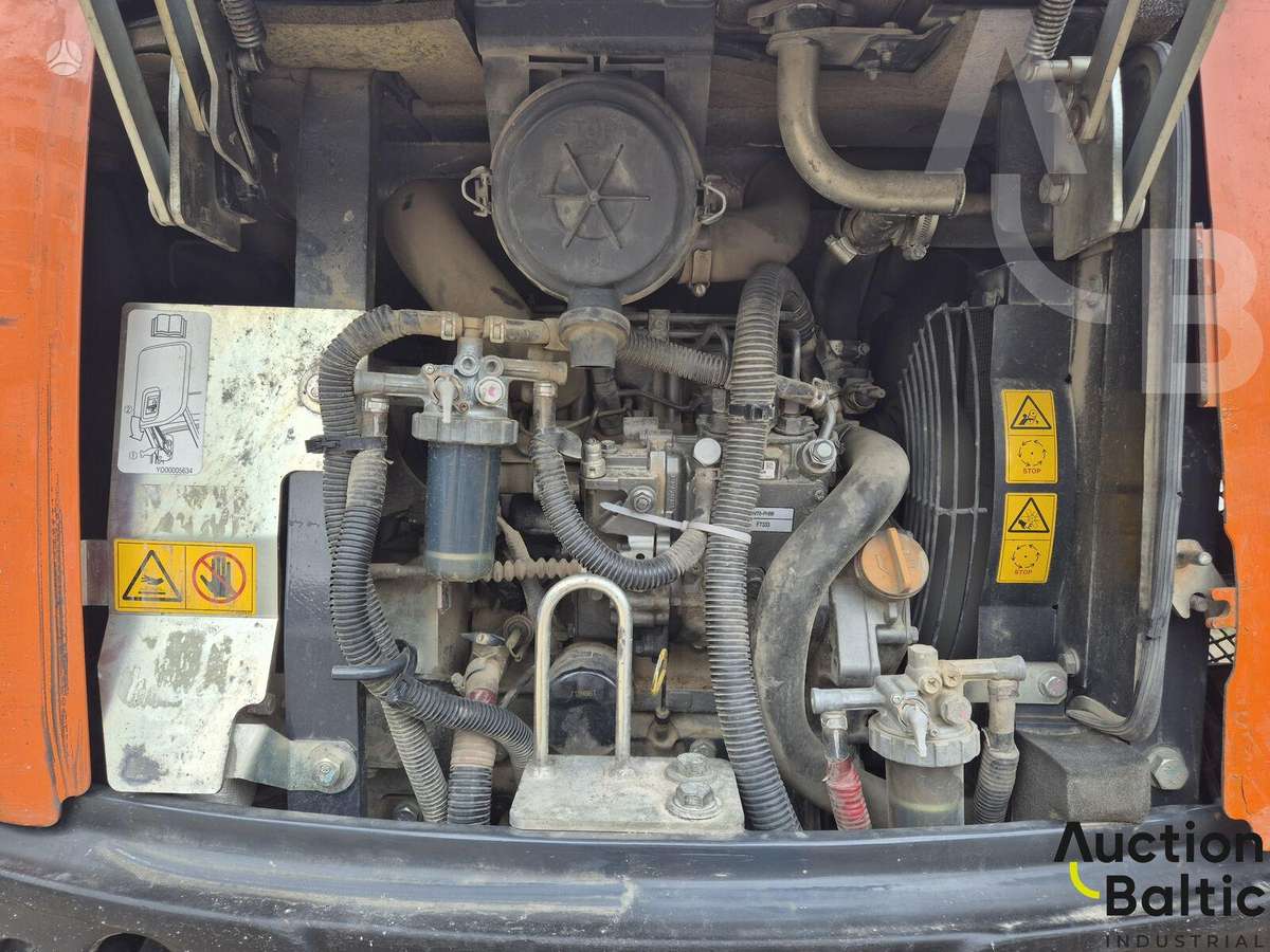 Hitachi ZX19-5A CR, мини-экскаваторы