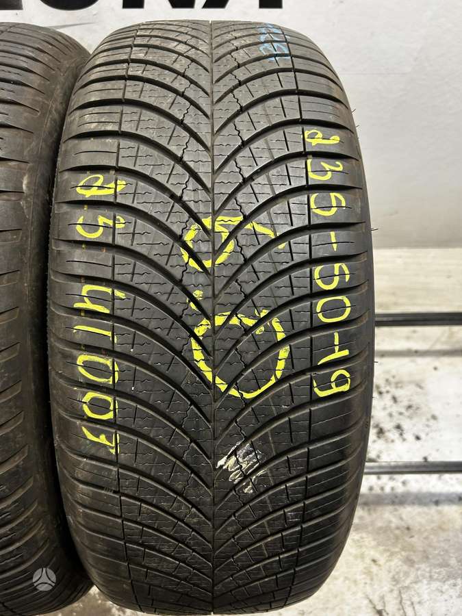 Goodyear Vector4Seasons Gen-3, universalios 235/50 R19