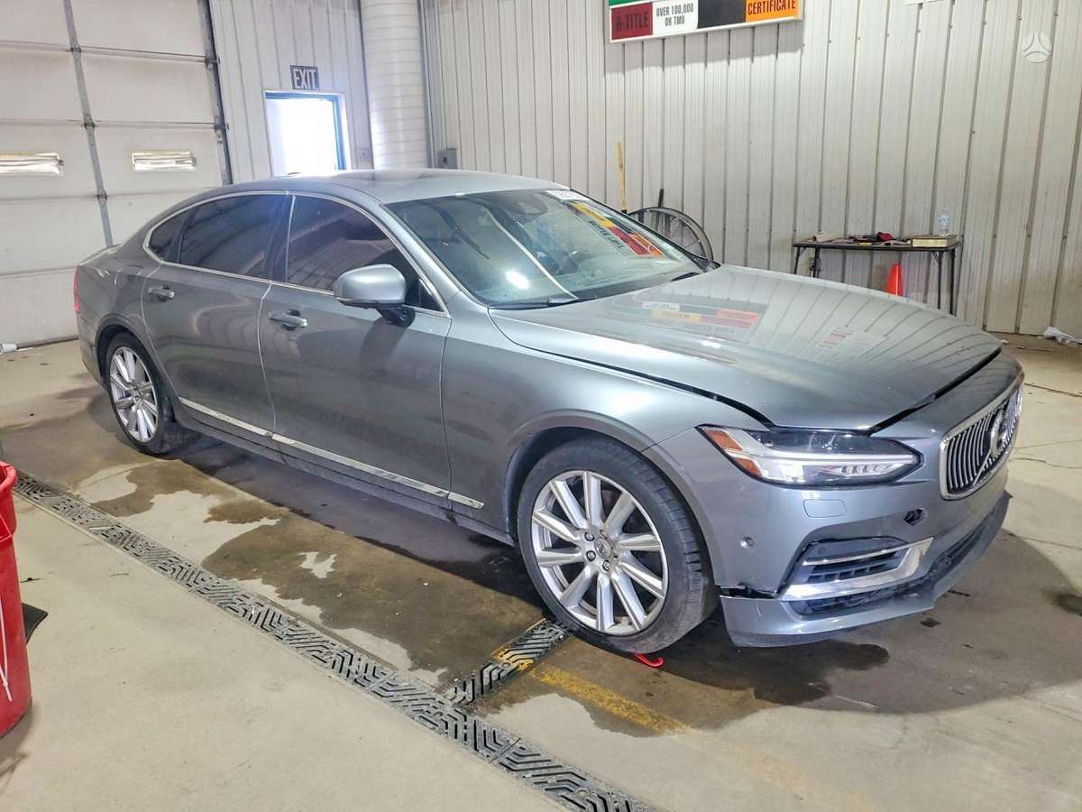 Volvo S90 Spalva 714 16