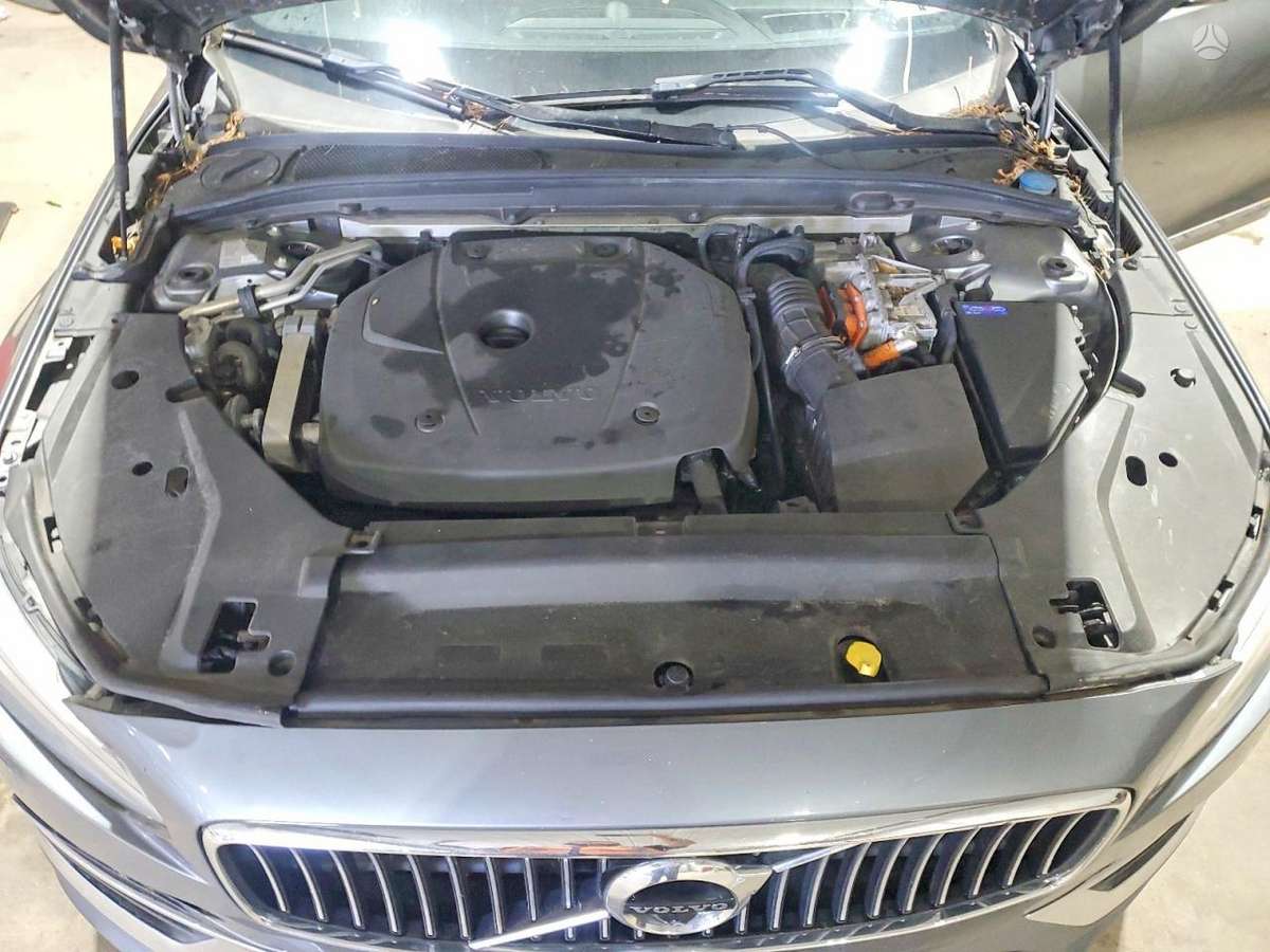 Volvo S90 Spalva 714 16