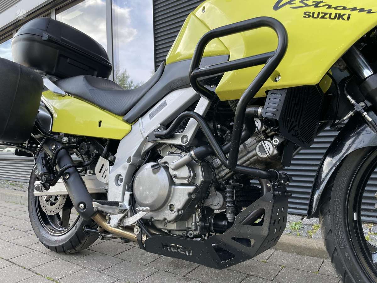 Suzuki DL (V-Strom) 650cc, enduro / adventure