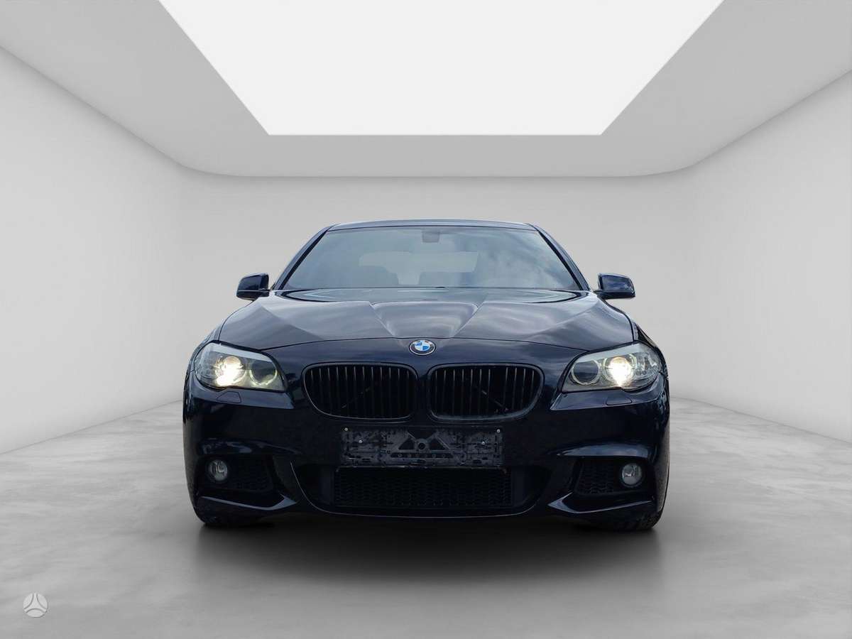 BMW 520, 2.0 l., Седан