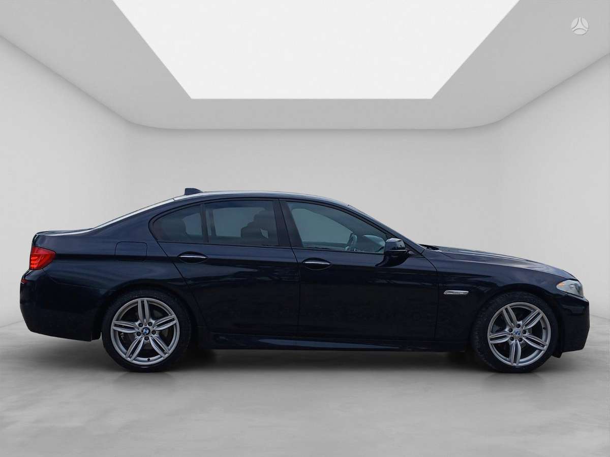 BMW 520, 2.0 l., Седан