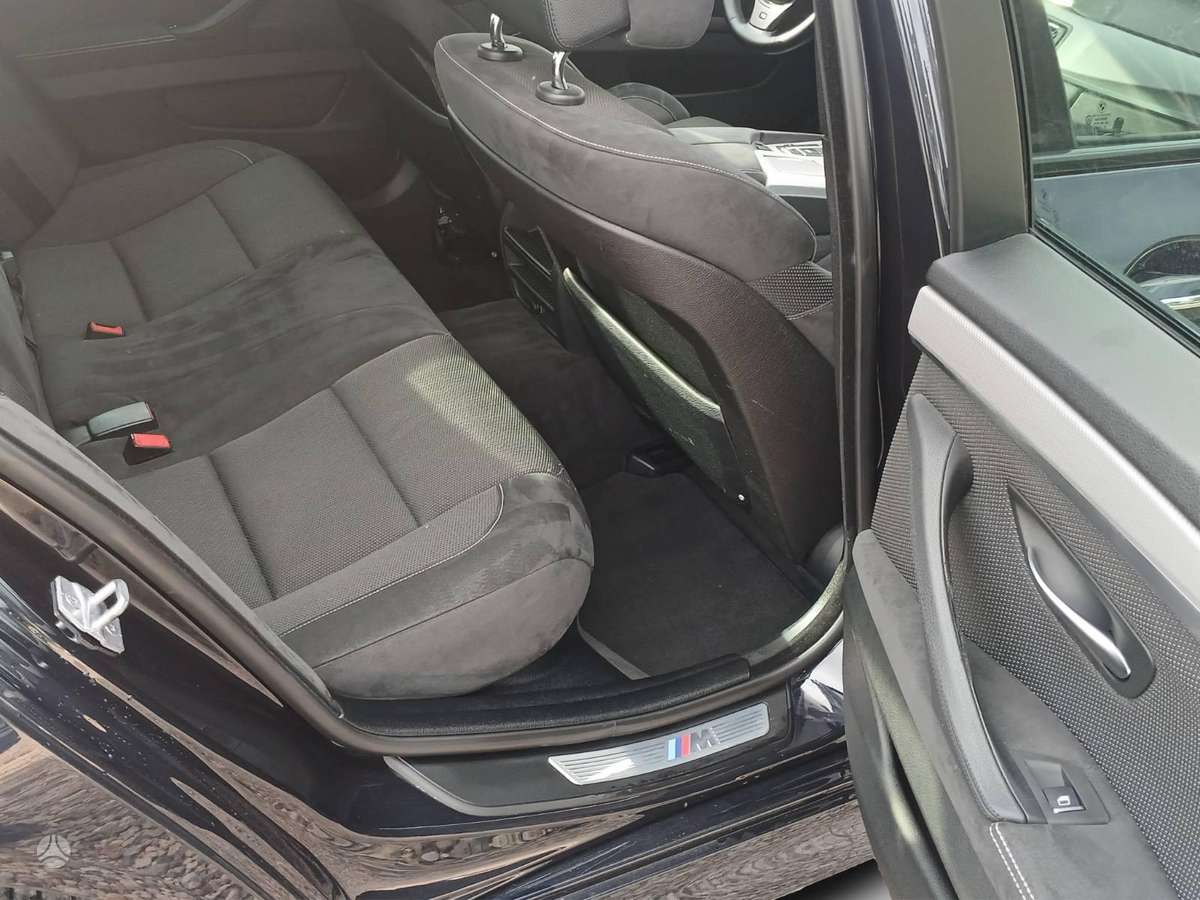BMW 520, 2.0 l., Седан