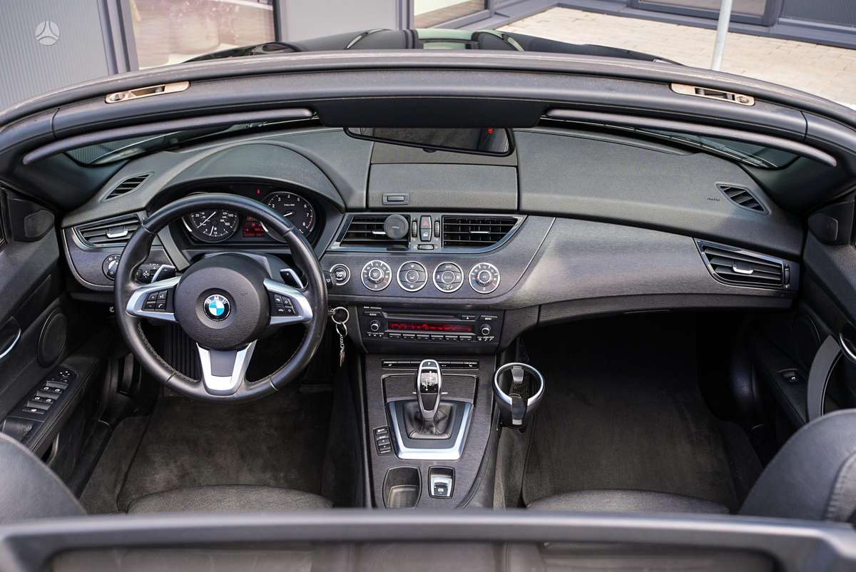 BMW Z4, 2.0 l., convertible
