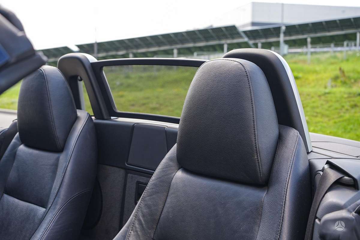 BMW Z4, 2.0 l., convertible
