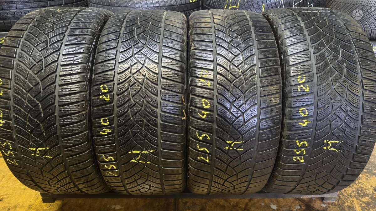 Goodyear Ultra grip ice 2, winter 255/40 R20