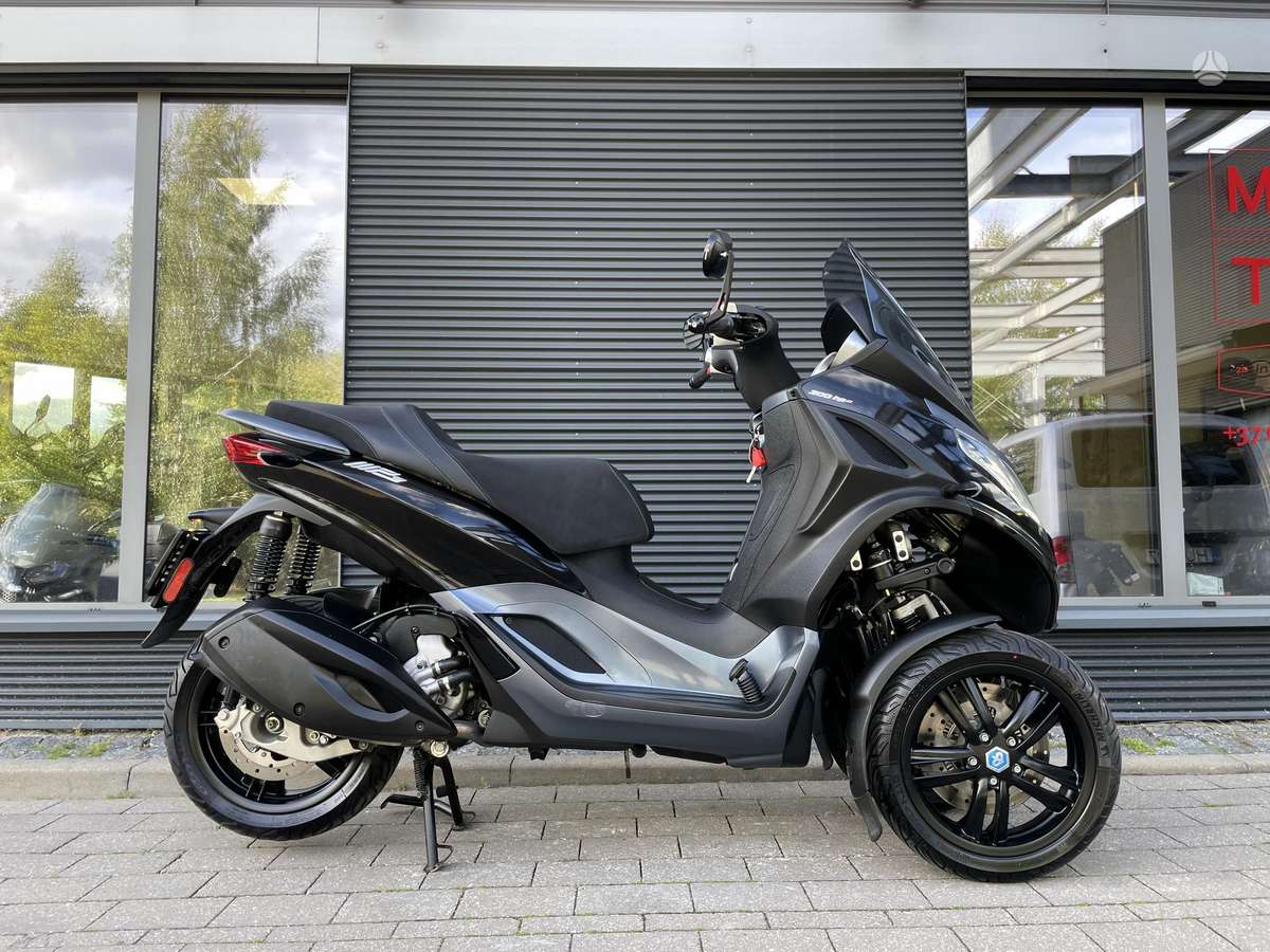 Piaggio MP3 300cc, triračiai