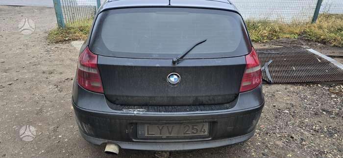 BMW 120