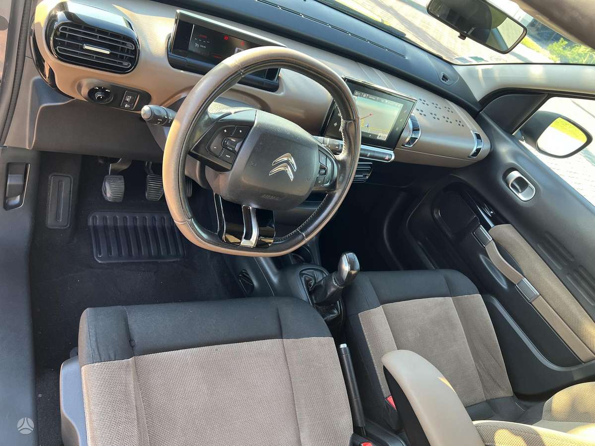 Citroen C4 Cactus, 1.6 l., hatchback