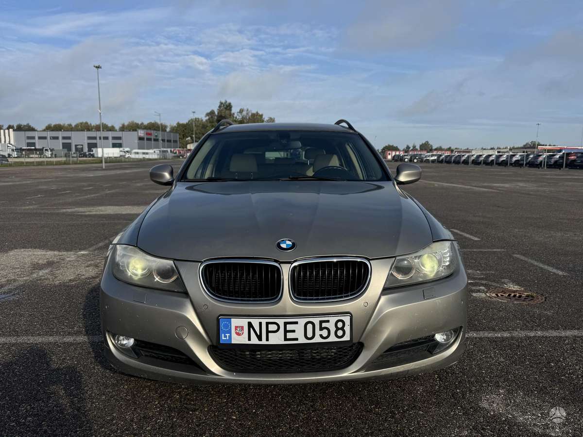 BMW 320, 2.0 l., wagon
