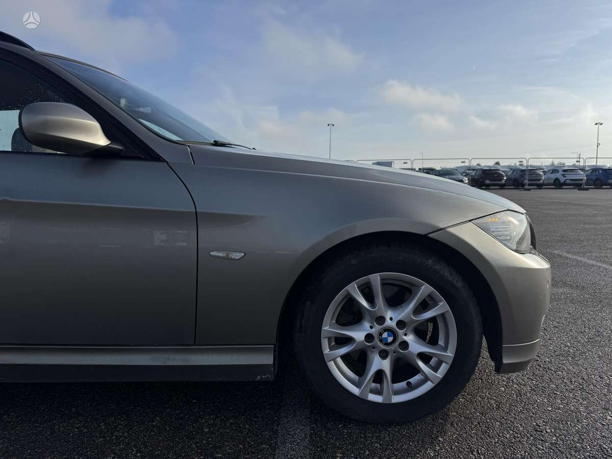 BMW 320, 2.0 l., wagon
