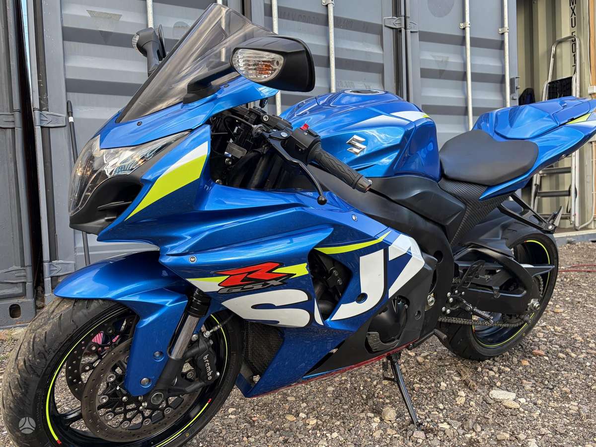 Suzuki GSX-R 1000cc, superbikes
