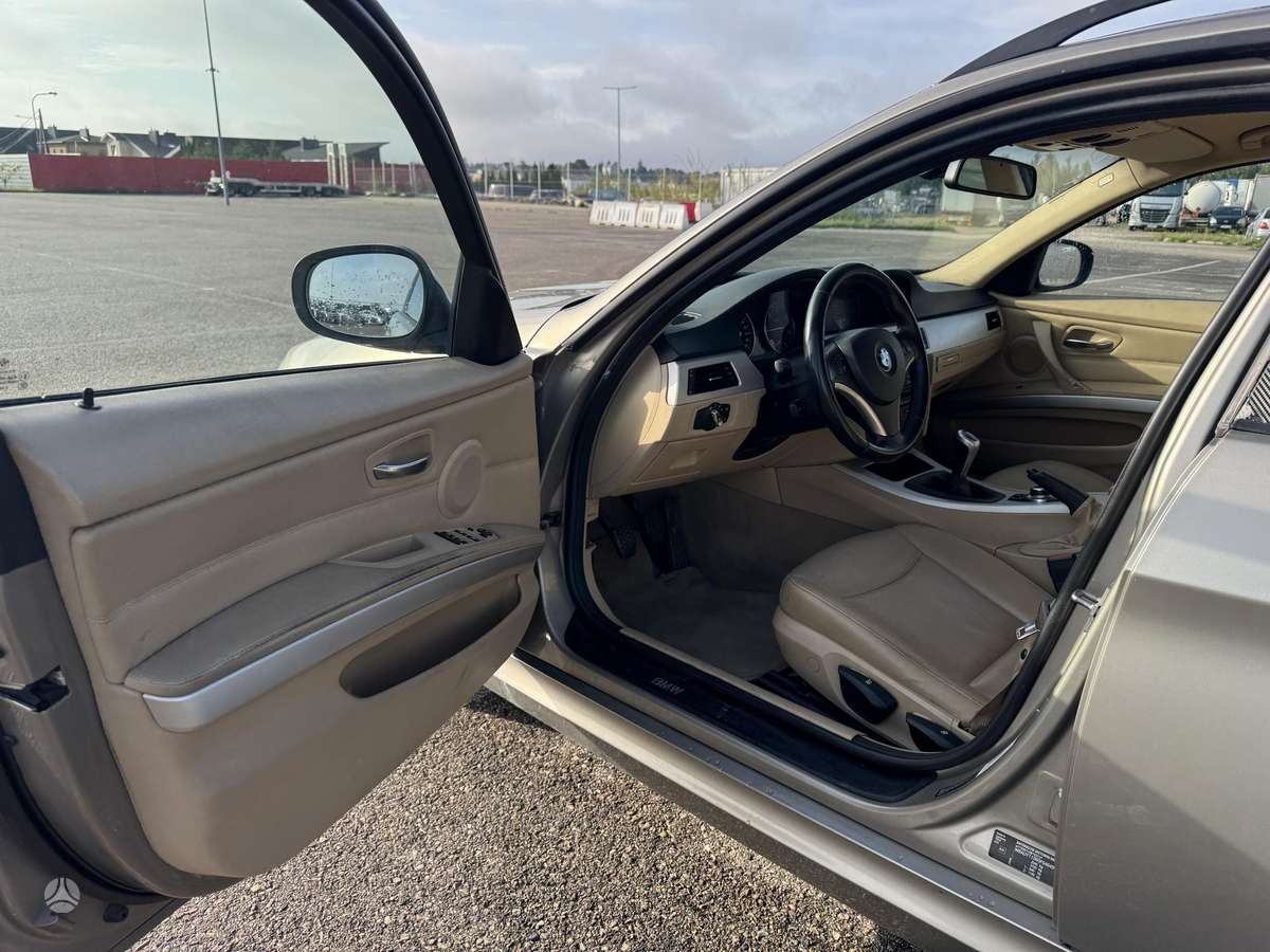 BMW 320, 2.0 l., wagon