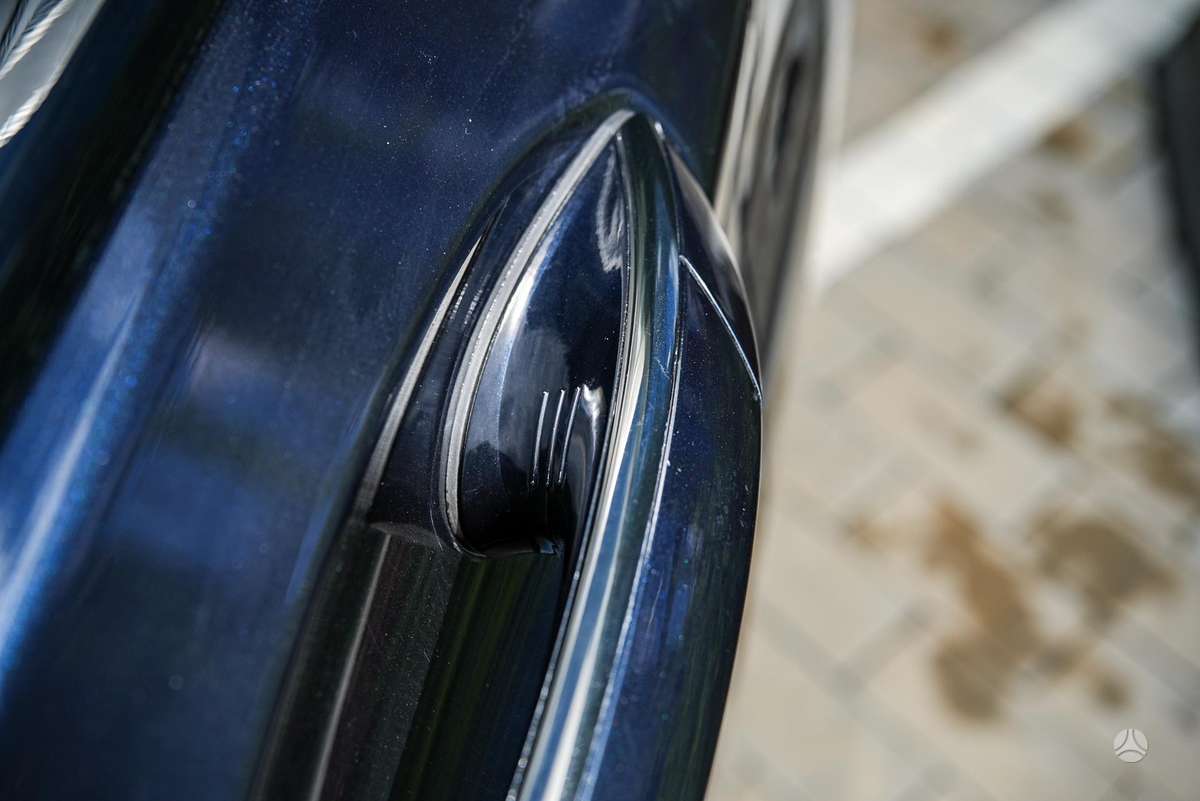 BMW 730, 3.0 l., Седан