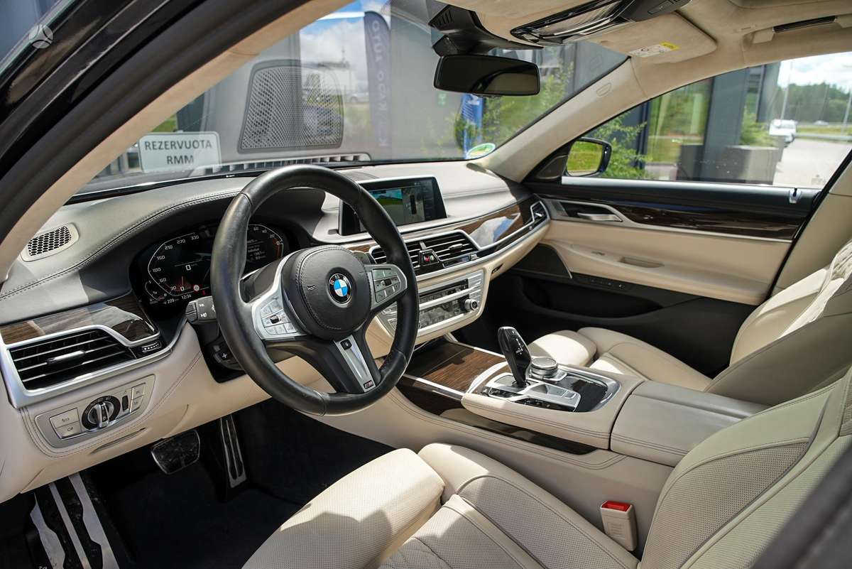BMW 730, 3.0 l., Седан