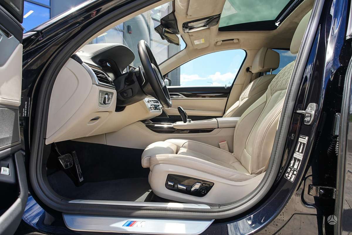 BMW 730, 3.0 l., Седан