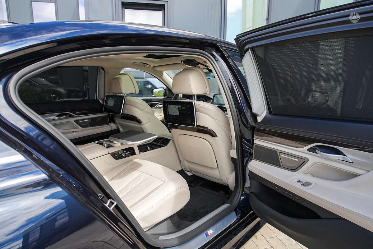 BMW 730, 3.0 l., Седан
