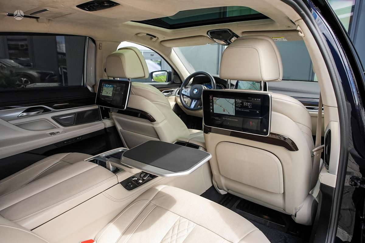 BMW 730, 3.0 l., Седан