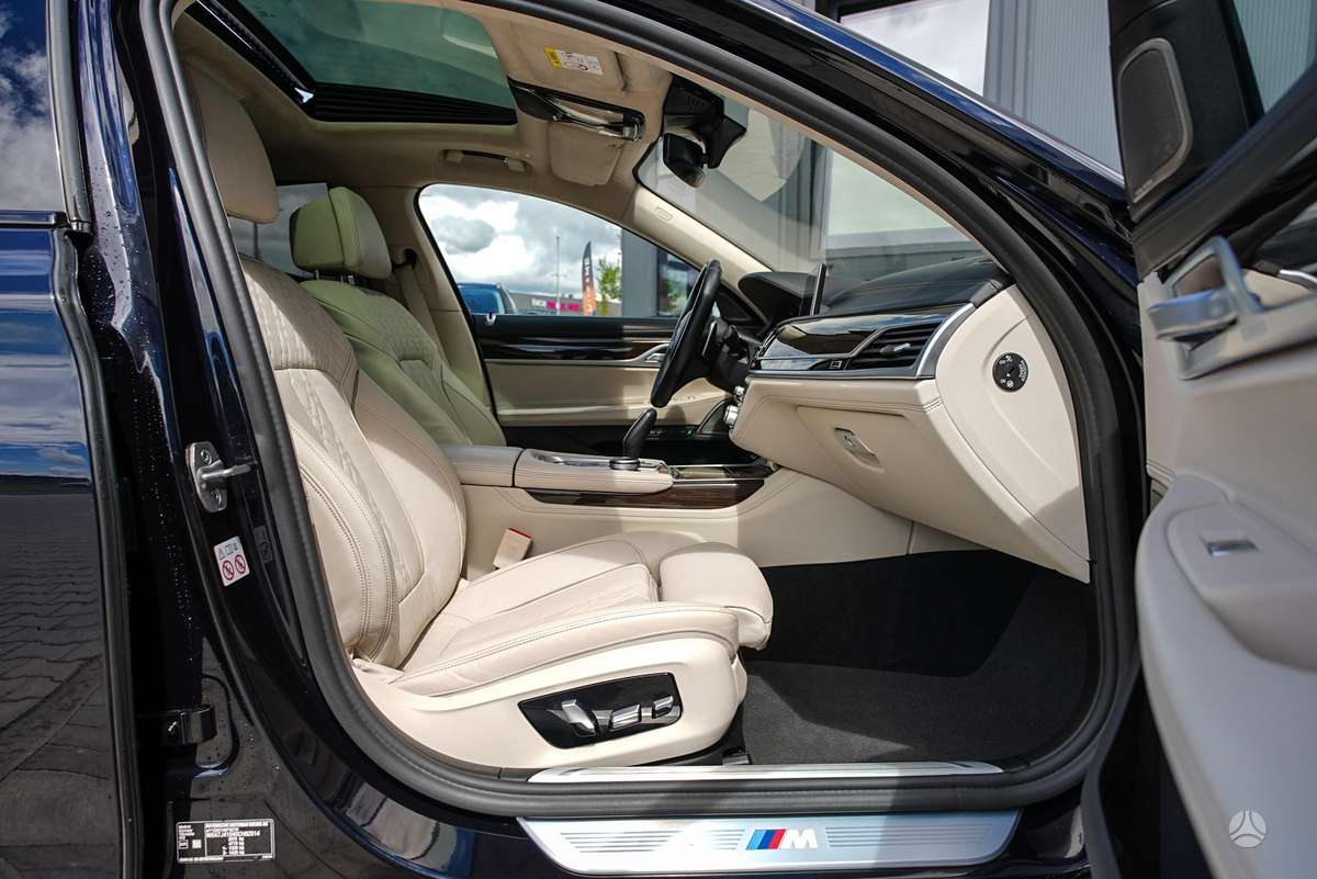BMW 730, 3.0 l., Седан
