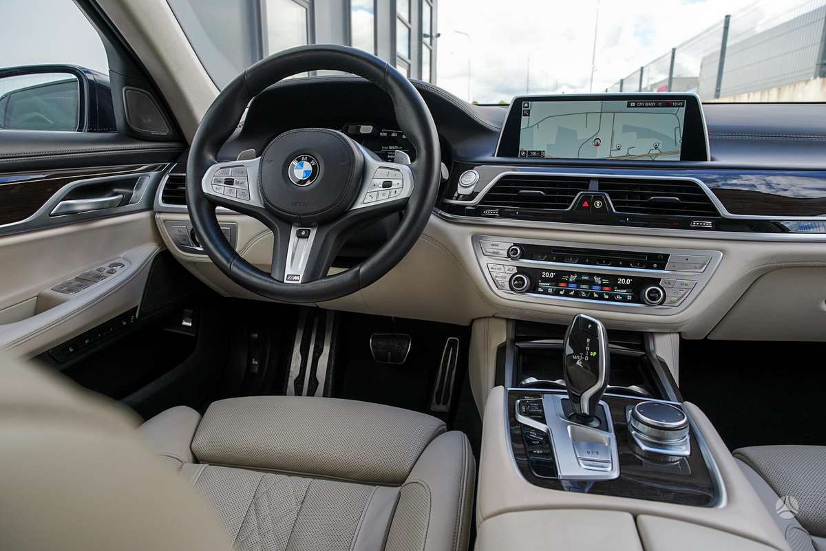 BMW 730, 3.0 l., Седан