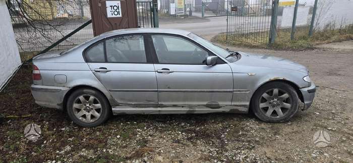 BMW 320