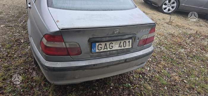 BMW 320