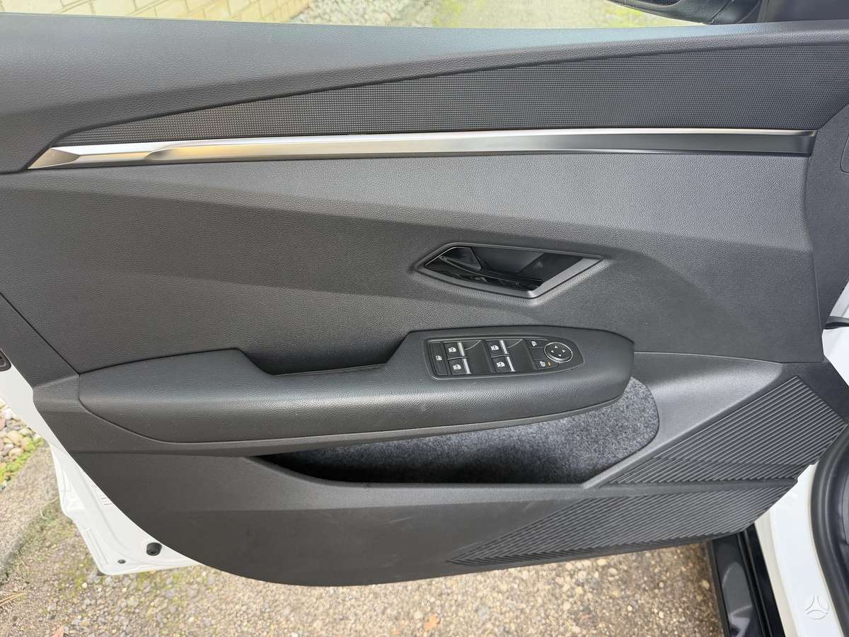 Renault Megane E-Tech, 40 kWh, hatchback