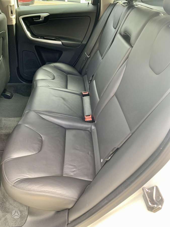 Volvo XC60 - 12