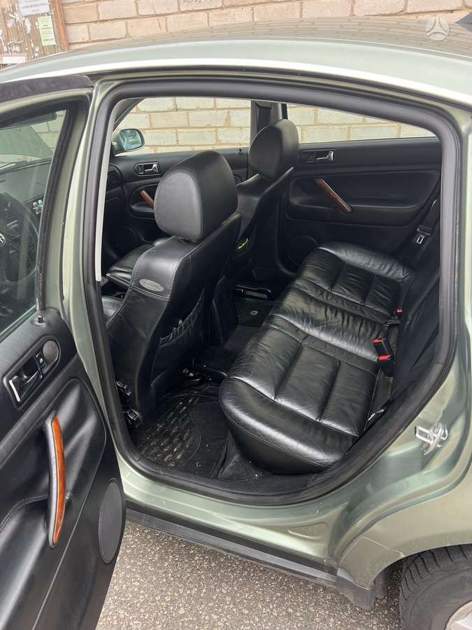 Volkswagen Passat - 9