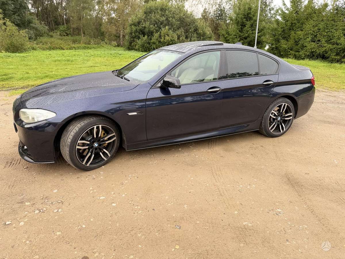 BMW 535, 3.5 l., Седан