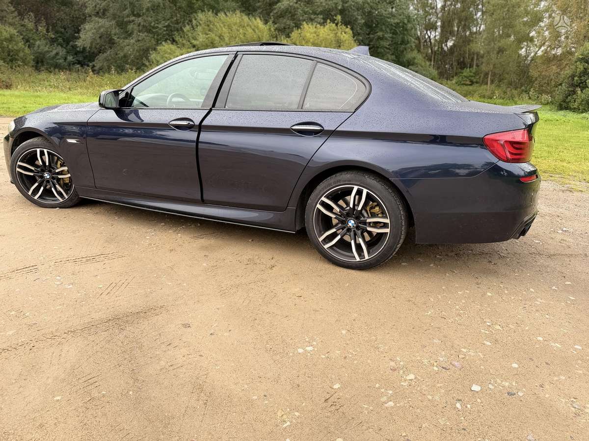 BMW 535, 3.5 l., Седан