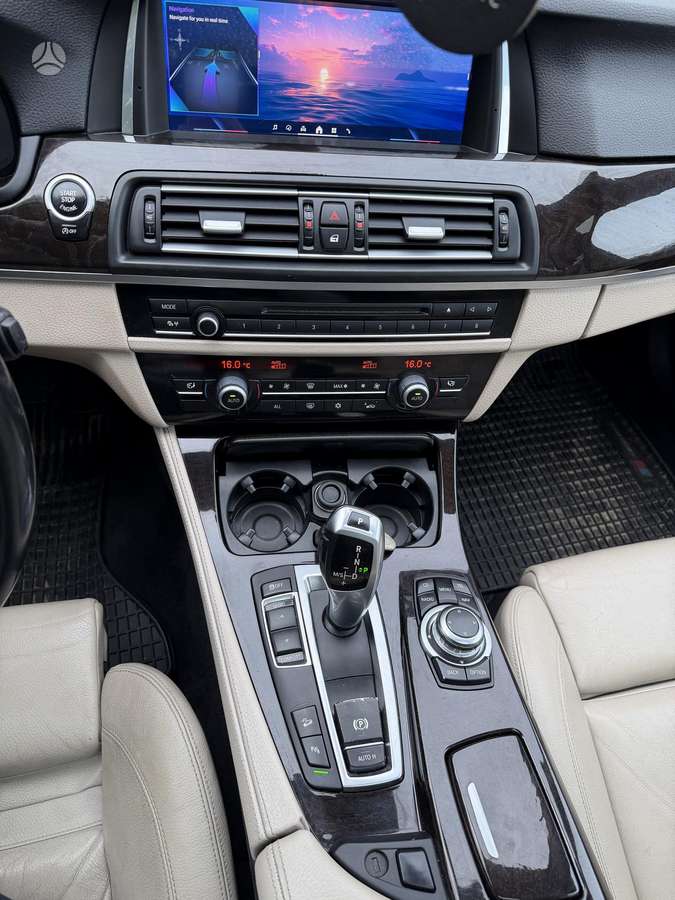 BMW 535, 3.5 l., sedanas