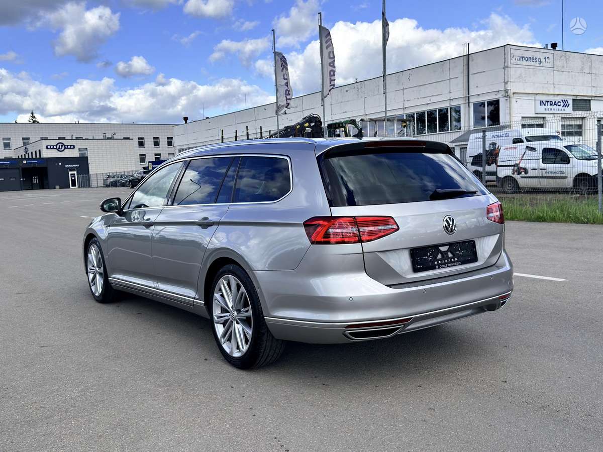 Volkswagen Passat - 7