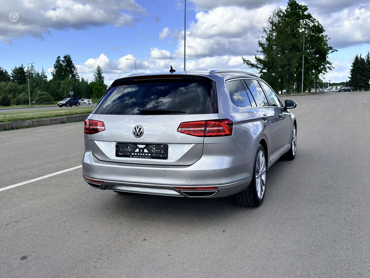 Volkswagen Passat, 2.0 l., Универсал