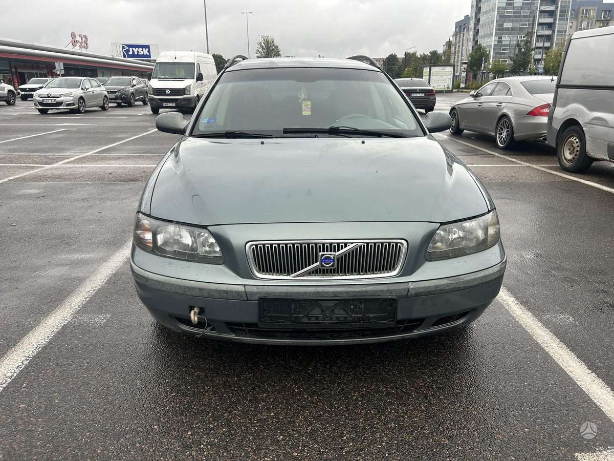 Volvo V70, 2.4 l., wagon