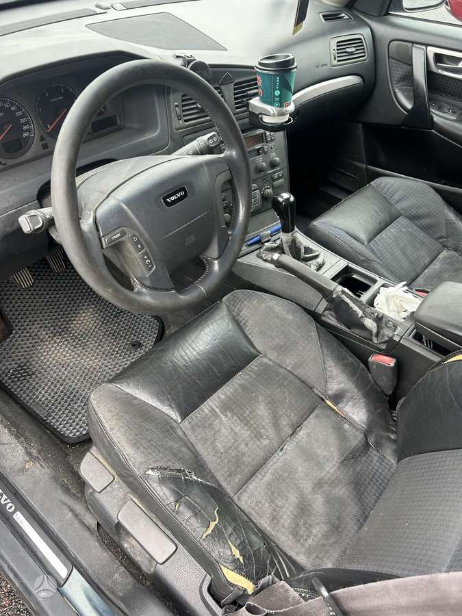 Volvo V70, 2.4 l., wagon