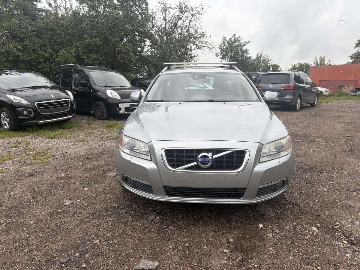 Volvo V70, 2.0 l., Универсал