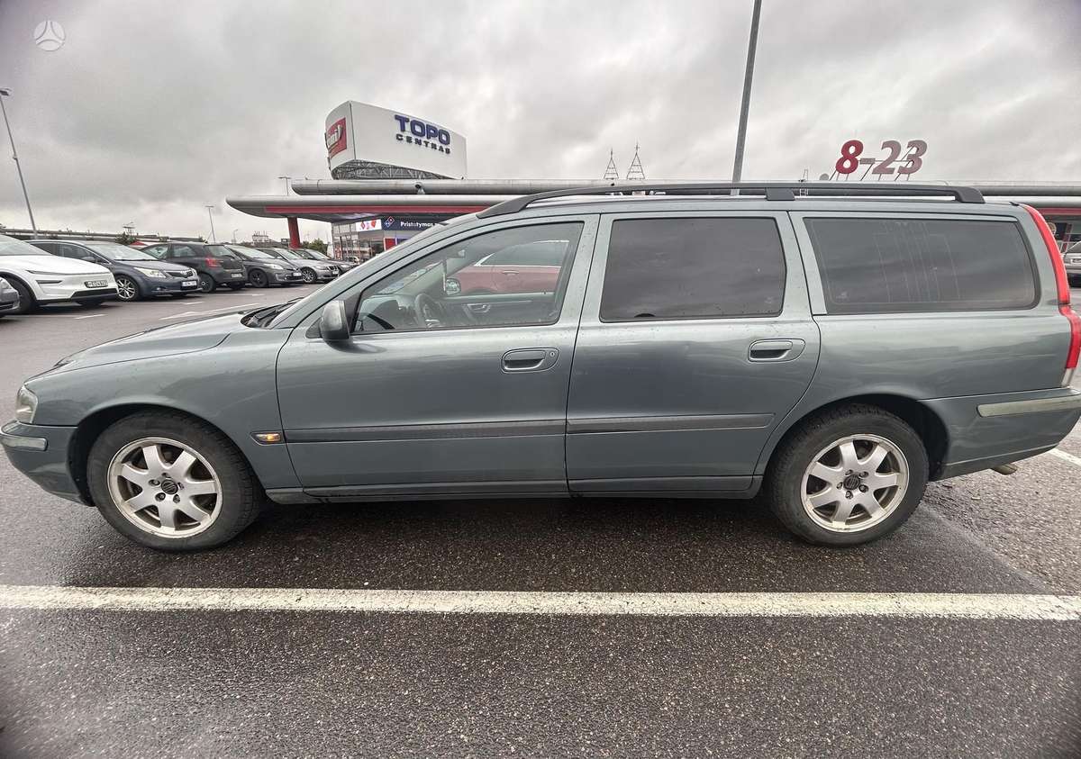 Volvo V70, 2.4 l., wagon
