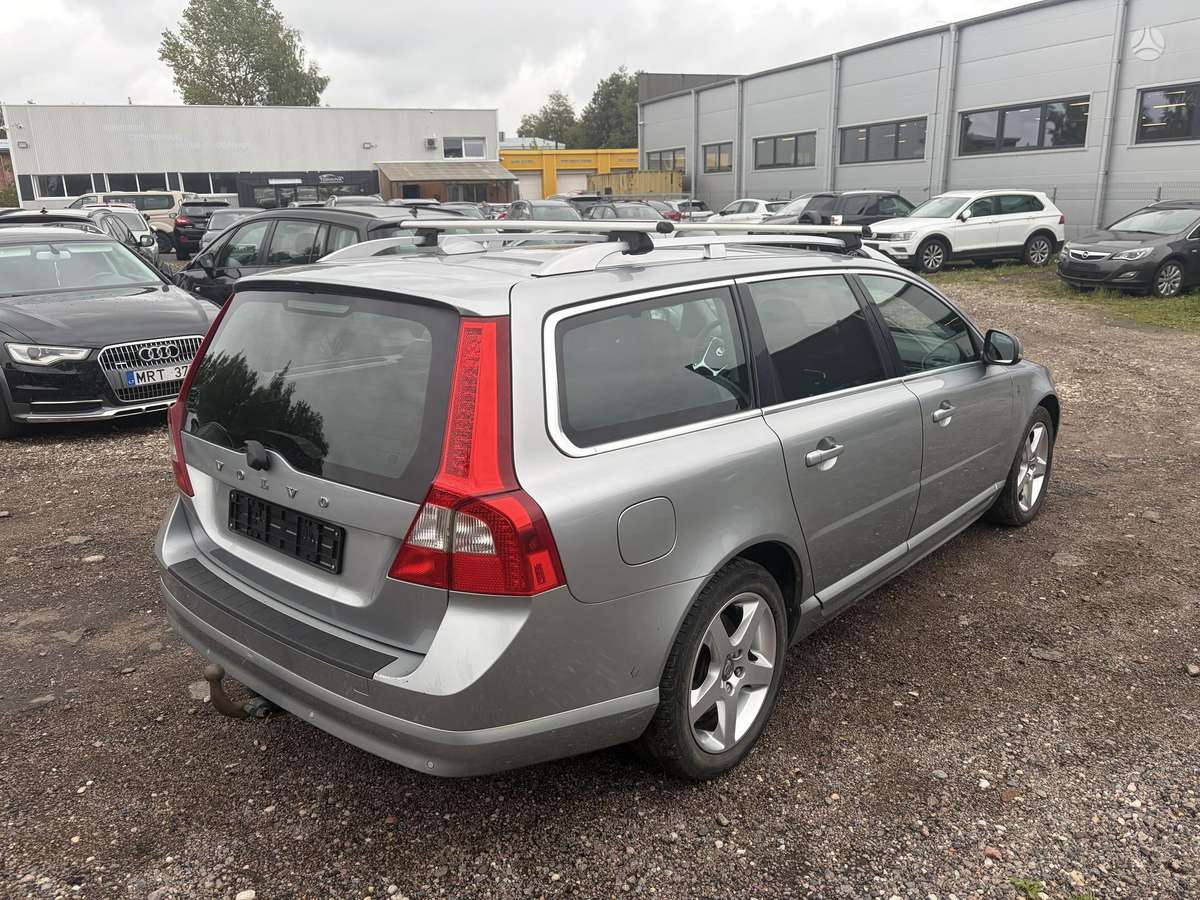 Volvo V70, 2.0 l., wagon